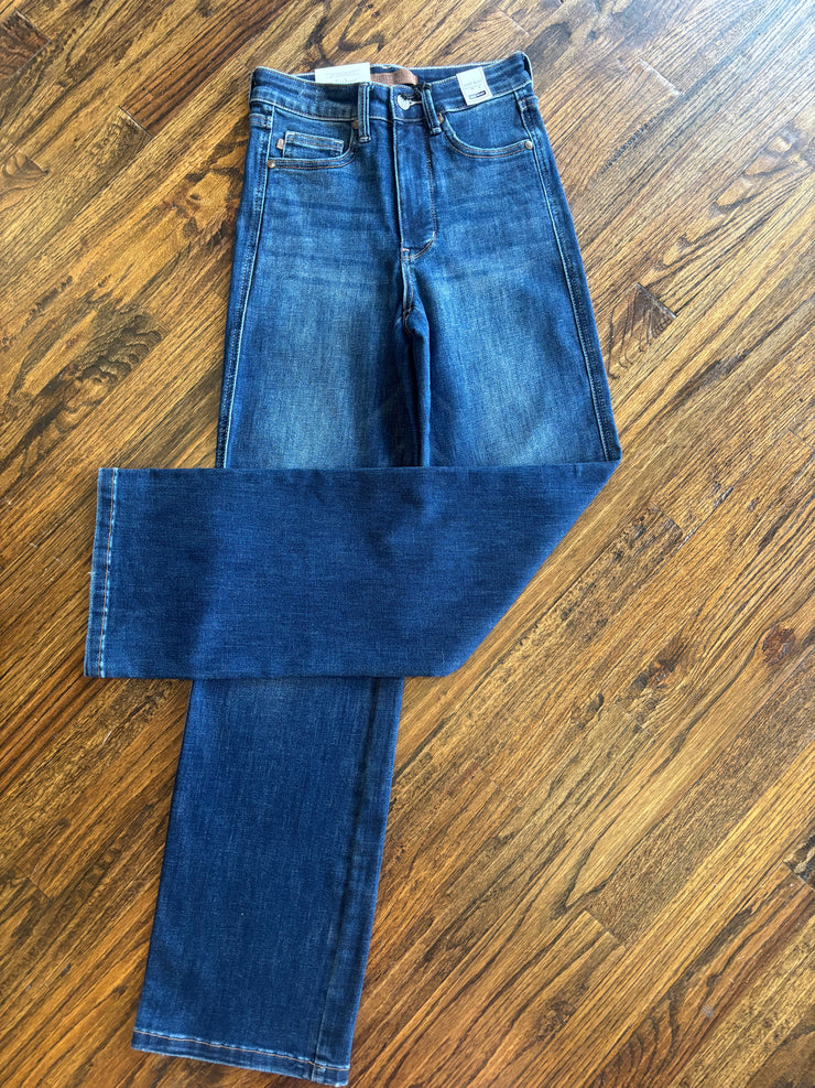 Dark Classic Straight Jeans
