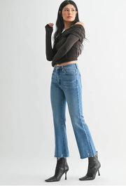 Soft Crop Jean w Distressed Hem