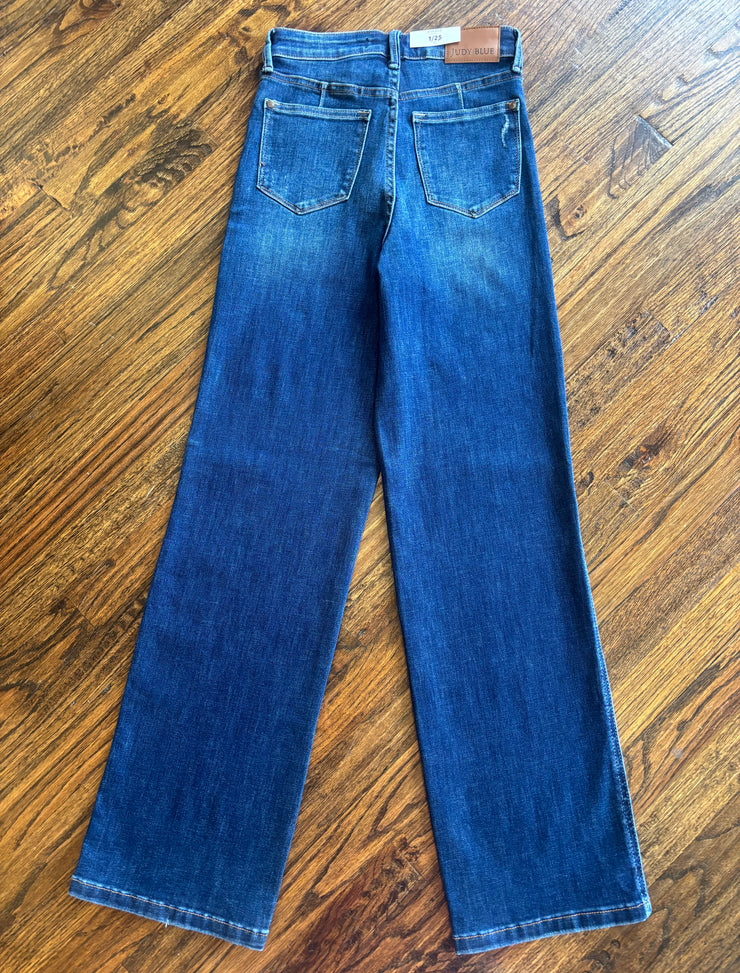 Dark Classic Straight Jeans
