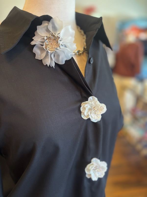 Black Floral Broach Blouse