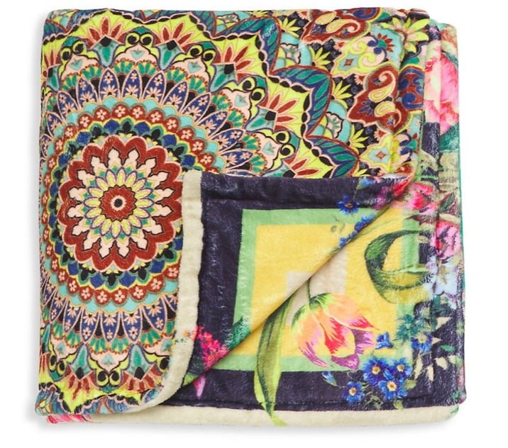 Loli cozy blanket